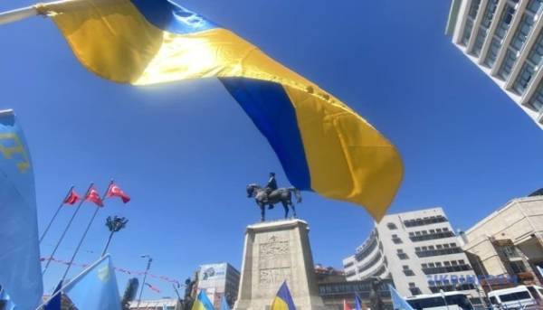 У столиці Туреччини, Анкарі, пройшов мітинг, присвячений річниці депортації кримськотатарського народу. 9