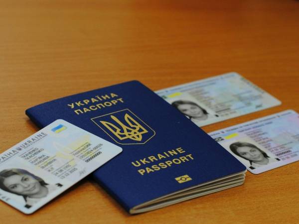Перевірка посвідчень під час воєнного стану: кого можуть зупинити на&hellip;