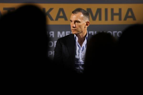 В Києві представили ініціативу з покращення психологічного та тілесного самопочуття дітей з областей, що межують з лінією фронту. 13 В Києві представили ініціативу з покращення психологічного та тілесного самопочуття дітей з областей, що межують з лінією фронту. 13