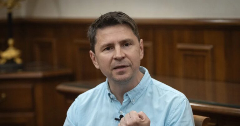 "Аеропорти перемир'я": Подоляк пояснив стратегію України 8