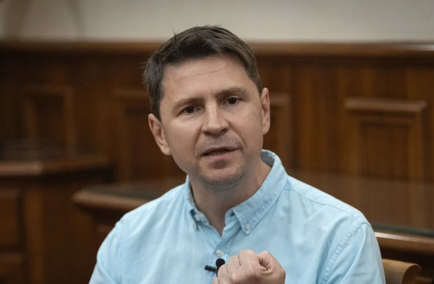 “Аеропорти перемир’я”: Подоляк пояснив стратегію України