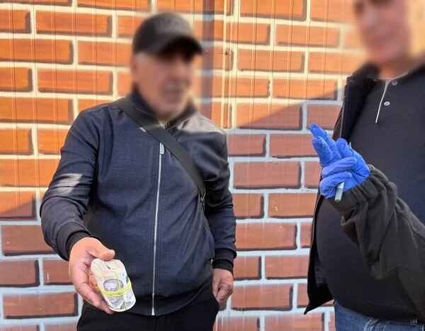 ПОРТАЛ новин 88 Вимагав «підвезти» та залишав водіїв-експедиторів без заробітку: поліція затримала крадія
