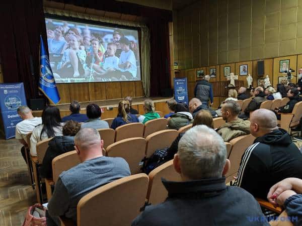 Українське кіно допомагає відновленню поранених: дивіться вітчизняні фільми 8