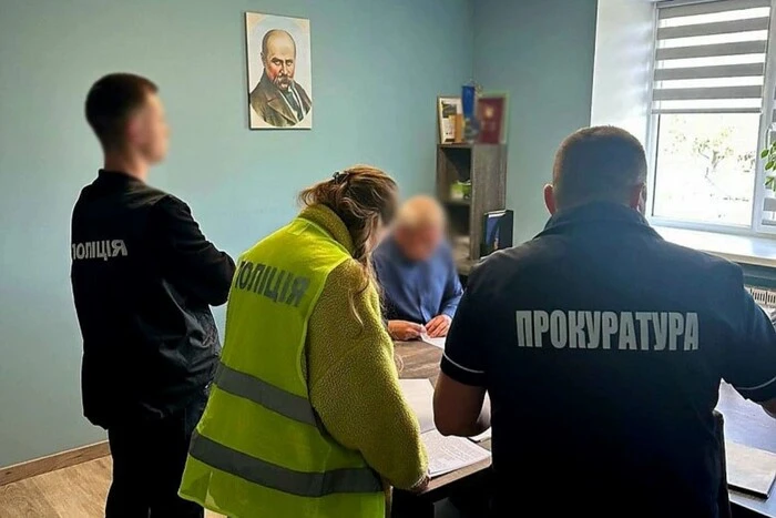 Закупівля елітних саджанців утридорога: посадовець структури «Київзеленбуду» отримав підозру