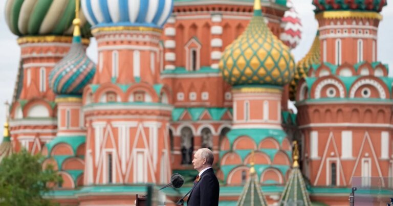 Кремль охопила паніка через Румунію: Росія озвучила приголомшливі заяви 9 Кремль охопила паніка через Румунію: Росія озвучила приголомшливі заяви 8