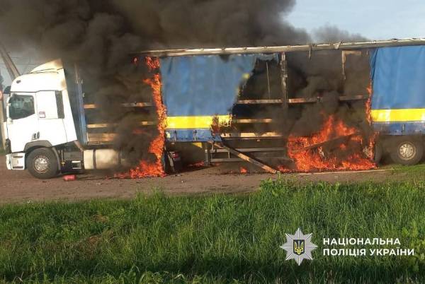 Російська ракета вразила центр Прилук, внаслідок чого у лікарні помер 15-річний юнак. 15