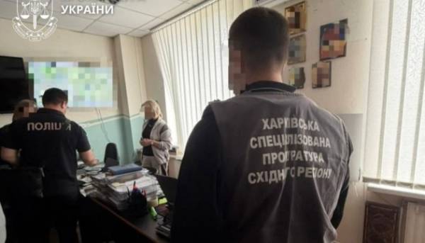 Чиновників армійського корпусу викрили на здирництві з підлеглих&hellip;