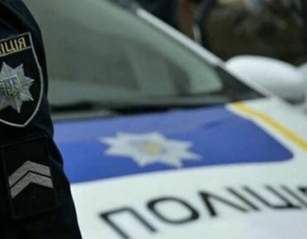 ПОРТАЛ новин 98 Прив’язали до дерева і жорстоко побили: за вбивство мешканця Києва затримано п’ятьох чоловіків