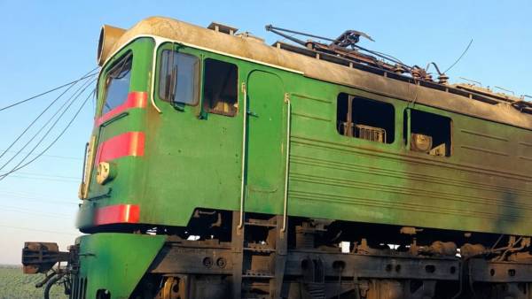 Російський безпілотник атакував поїзд на Дніпропетровщині 17 Російський безпілотник атакував поїзд на Дніпропетровщині 17