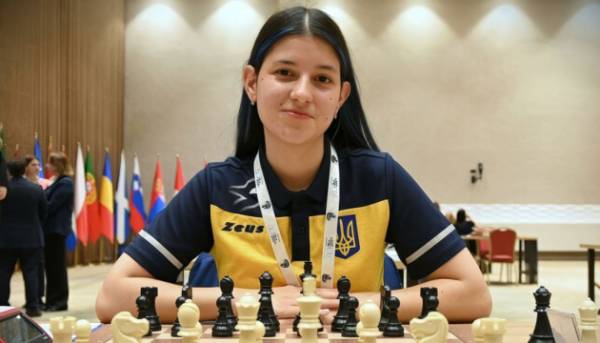 Українка Гнатишин здобула сенсаційну перемогу на чемпіонаті Європи з шахів 2 Українка Гнатишин здобула сенсаційну перемогу на чемпіонаті Європи з шахів 2