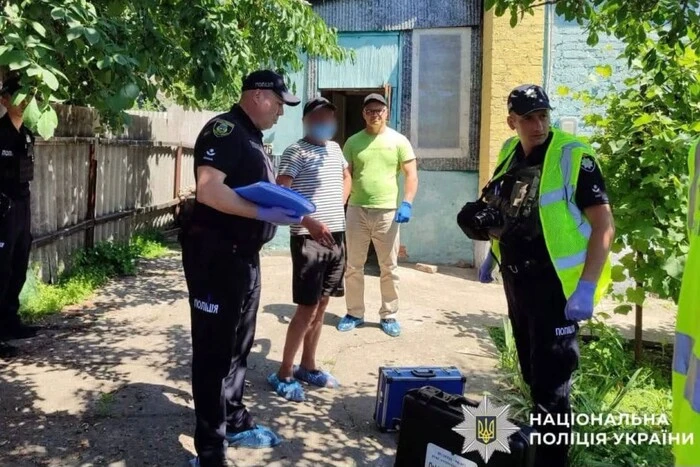 ПОРТАЛ новин 72 Сім разів вдарив ножем у груди: затримано ймовірний…