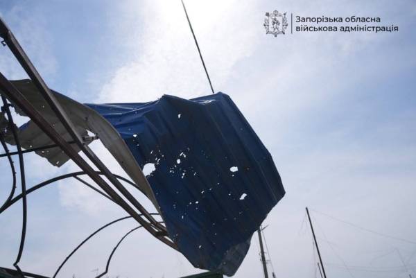 Росіяни з цинізмом завдали удару по селищу неподалік Запоріжжя: є загиблі, збільшилася кількість поранених 17