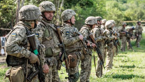 "Сирійський сценарій": ЗСУ оцінили анонсовану Зеленським реформу 15 "Сирійський сценарій": ЗСУ оцінили анонсовану Зеленським реформу 15