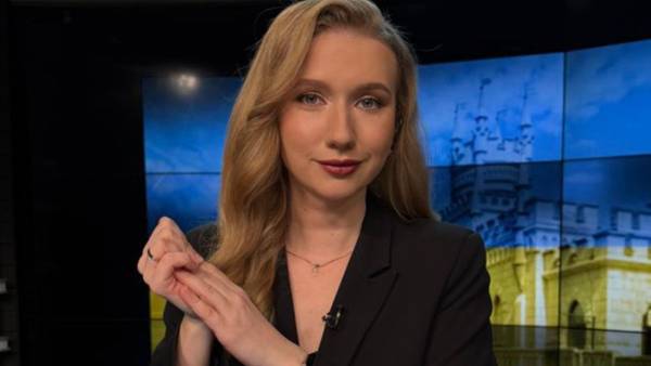 До Дня журналіста Зеленський відзначив орденом ведучу 24 Каналу Софію Трощук 13