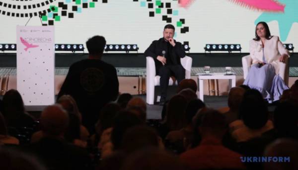 Зеленський дав відповідь ветерану щодо проєктів ЛГБТ у сфері культури