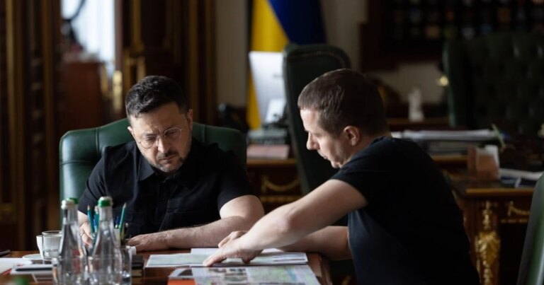 Росія охоплена панікою: Зеленський оприлюднив секретні дані, здобуті розвідкою 12 Росія охоплена панікою: Зеленський оприлюднив секретні дані, здобуті розвідкою 10
