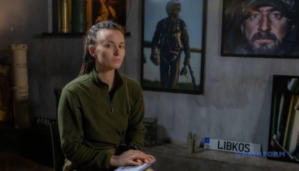 ПОРТАЛ новин 101 У Сполучених Штатах Америки буде опубліковано збірку поезій Ярини Чорногуз.