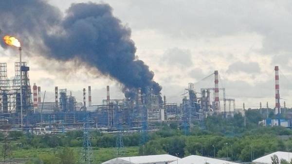 Здолали найміцнішу протиповітряну оборону, – Світан розповів про результативне влучання в нафтопереробний завод у Москві. 17