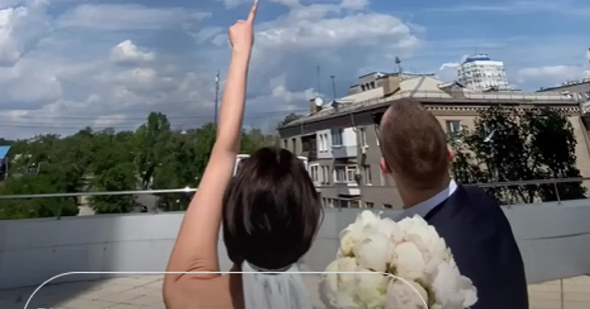 У Запоріжжі збили "Шахед" під час весільної фотосесії — унікальні кадри