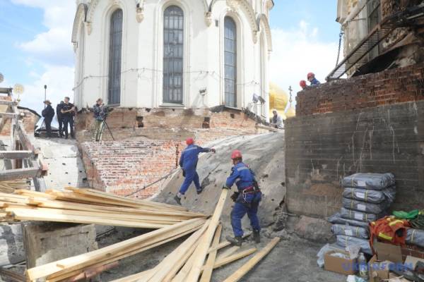 Києво-Печерська лавра постраждала від російської атаки на суму до півмільярда гривень. 18 Києво-Печерська лавра постраждала від російської атаки на суму до півмільярда гривень. 18