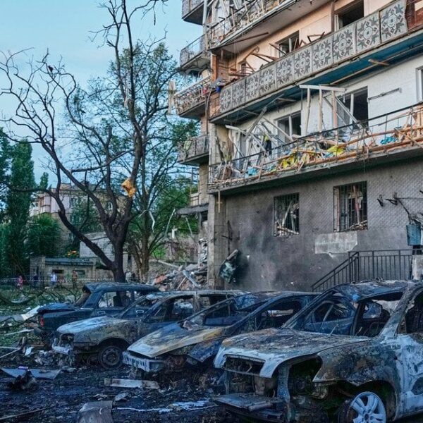 Українське Міністерство оборони опублікувало термінове повідомлення щодо кривавої балістичної атаки Росії на Київ.