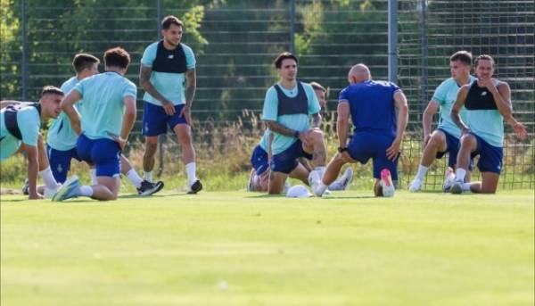 Динамівці Києва тренуються в Польщі перед матчем кваліфікації Ліги Європи проти ПАОКа. 17 Динамівці Києва тренуються в Польщі перед матчем кваліфікації Ліги Європи проти ПАОКа. 17