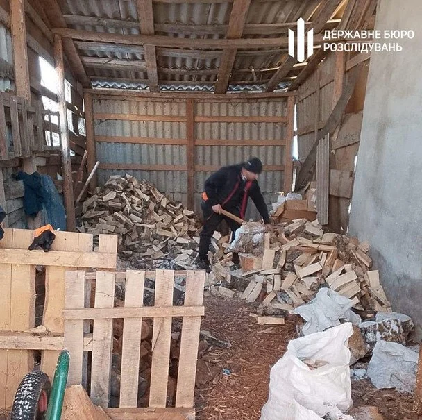 ДБР викрило начальника виправної колонії на Буковині / © Державне бюро розслідувань