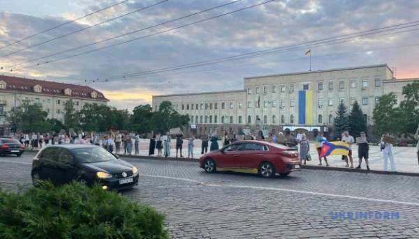У Києві та інших містах відбуваються акції на підтримку Федорова 44 У Києві та інших містах відбуваються акції на підтримку Федорова 44