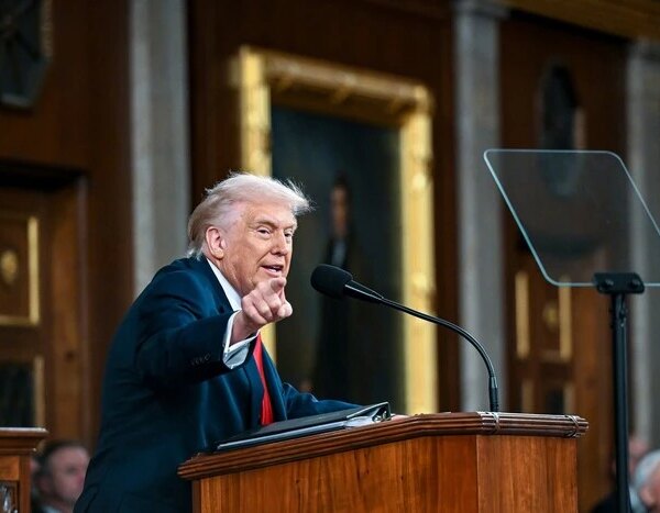 На яке захворювання страждає Трамп? Фізіотерапевт представив нові гіпотези