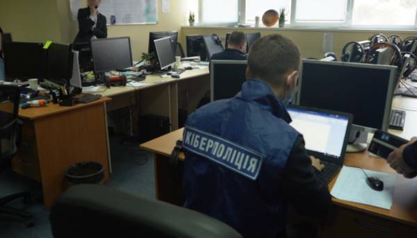 Кіберполіція заблокувала 28 злочинних угруповань від початку року.