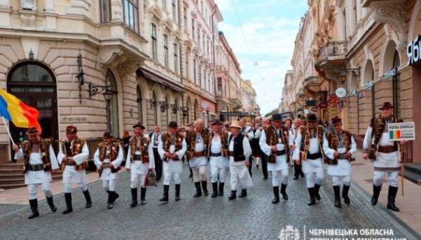 37-й Міжнародний фестиваль народної творчості «Буковинські зустрічі» стартував у Чернівцях