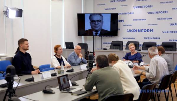 ПОРТАЛ новин 107 РетроМузФест імені Весоловського цього року відбудеться під девізом…