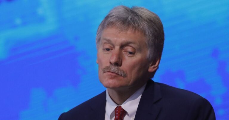 У Кремлі відзначили "двоїстість" у підході Трампа до України: вислів Пєскова 7 У Кремлі відзначили "двоїстість" у підході Трампа до України: вислів Пєскова 7