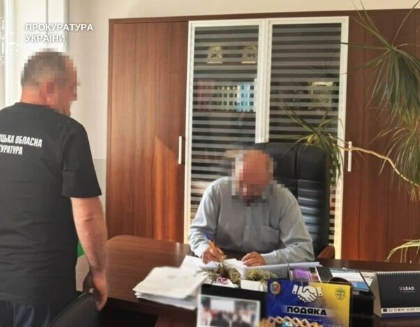 ПОРТАЛ новин 89 Голову громади на Хмельниччині засудили до ув’язнення за розтрату майже 1,9 мільйона гривень на шкільних закупівлях.