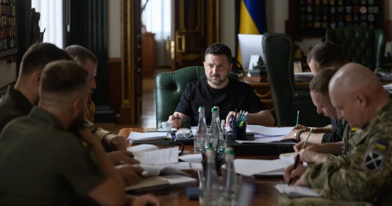 3000+ км — не межа: Зеленський анонсував нові атаки на далеку дистанцію по РФ 9 3000+ км — не межа: Зеленський анонсував нові атаки на далеку дистанцію по РФ 9