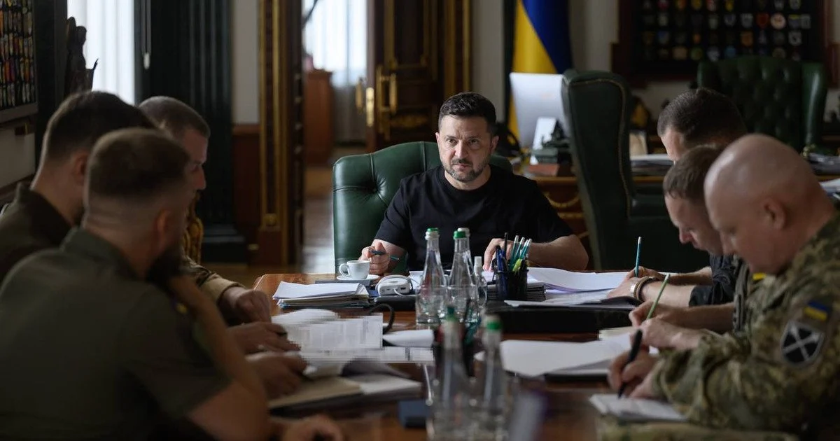 Далекобійний примус до миру: Зеленський анонсував нові спецоперації в глибокому тилу РФ Далекобійний примус до миру: Зеленський анонсував нові спецоперації в глибокому тилу РФ