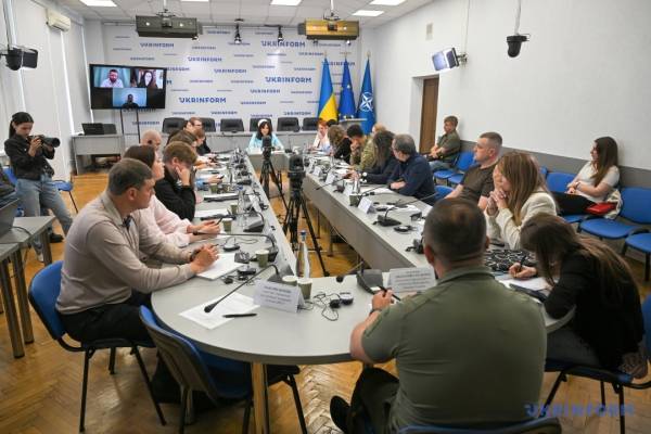 Військова журналістика не повинна перетворюватися на журналістику особистих оцінок - Міноборони 5 Військова журналістика не повинна перетворюватися на журналістику особистих оцінок - Міноборони 5