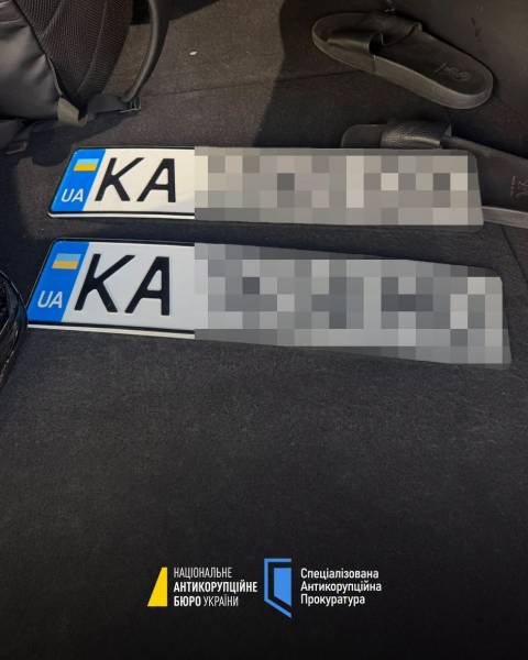 1 мільйон, щоб уникнути екстрадиції до Росії: НАБУ та САП повідомили про підозру чоловіку, який вимагав хабар 9