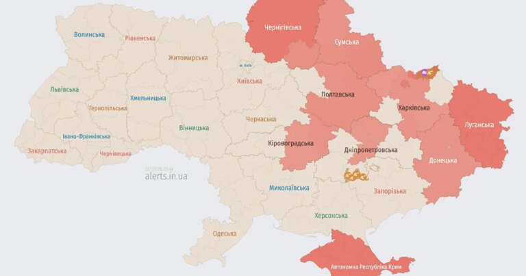 Ворог атакує Україну дронами-камікадзе: напрямок руху 3 Ворог атакує Україну дронами-камікадзе: напрямок руху 3