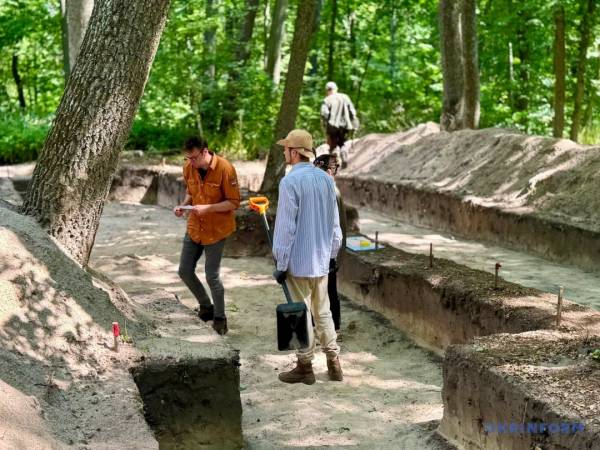 Дослідники «Більська» провели одні з наймасштабніших розкопок в Україні цього року 5 Дослідники «Більська» провели одні з наймасштабніших розкопок в Україні цього року 5