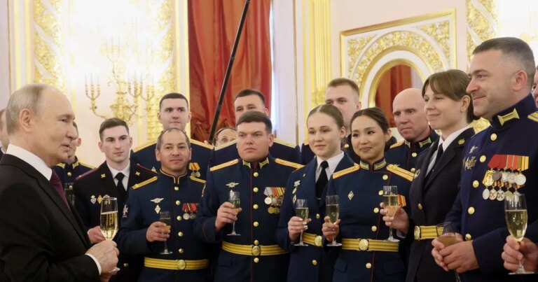 Путін готує Росію до тривалого конфлікту: джерела фінансування Кремля 6 Путін готує Росію до тривалого конфлікту: джерела фінансування Кремля 5