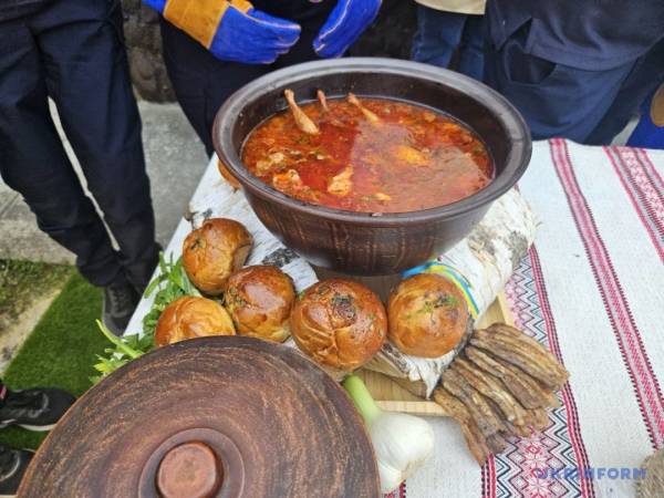 Як приготувати борщ із язиком, бахмутський та з червоним вином 42 Як приготувати борщ із язиком, бахмутський та з червоним вином 42