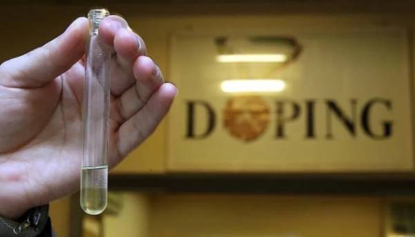 У збірній Тунісу з футболу виявлено допінг серед гравців. 15 У збірній Тунісу з футболу виявлено допінг серед гравців. 15