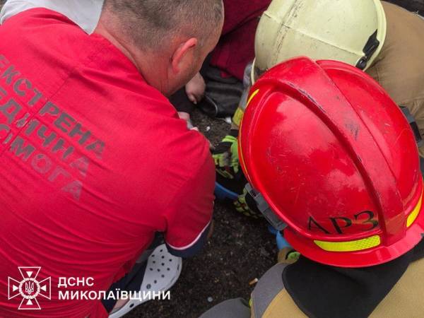 Смертельна ДТП на Миколаївщині: 9 загиблих внаслідок зіткнення маршрутки та вантажівки 13