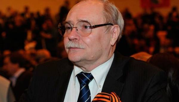 Режисеру Бортку, який закликав до ядерного удару по Україні, заочно повідомили про&hellip;