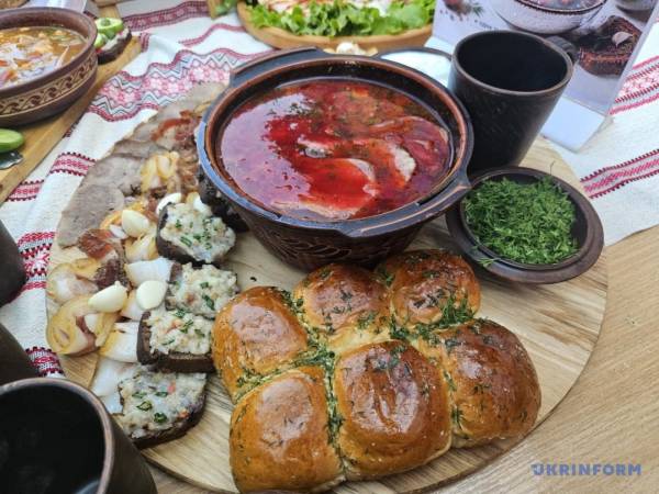 Як приготувати борщ із язиком, бахмутський та з червоним вином 39 Як приготувати борщ із язиком, бахмутський та з червоним вином 39