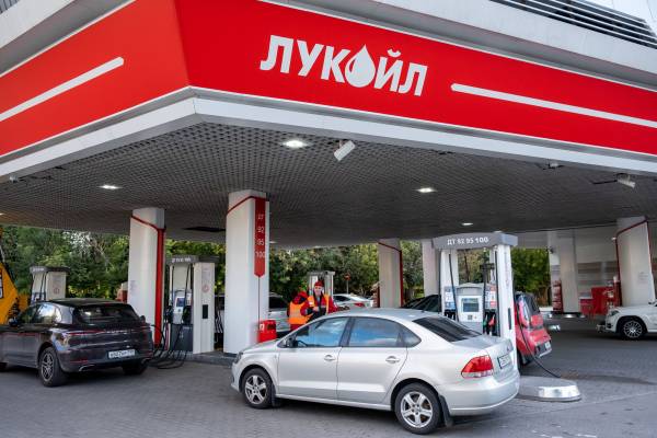 Російський бензин для столиці: одна несподіванка 7