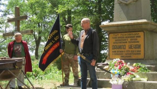 ПОРТАЛ новин 43 На Вінниччині створили могилу для козацького полковника Данила Нечая