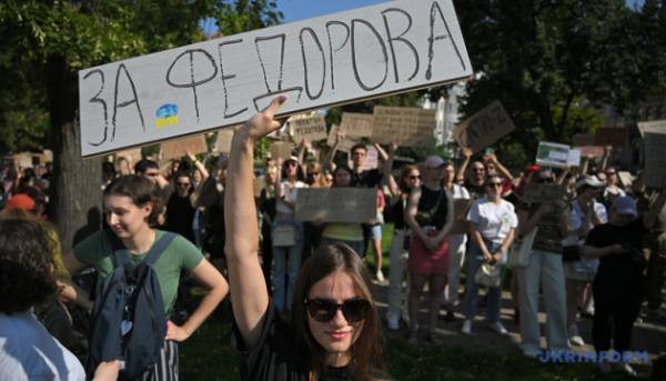 ПОРТАЛ новин 70 У столиці та інших містах України громадяни виступають…
