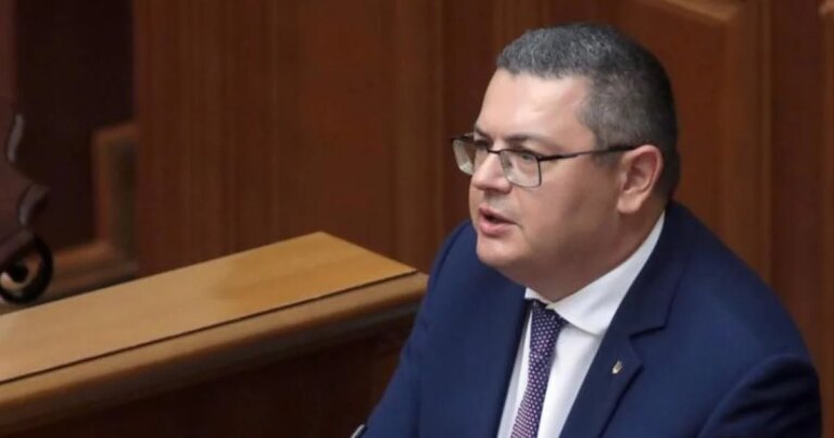 «Приховані консультації» про Україну в Баку: Мережко звернув увагу на дивну роль Німеччини та пастку для Путіна 3